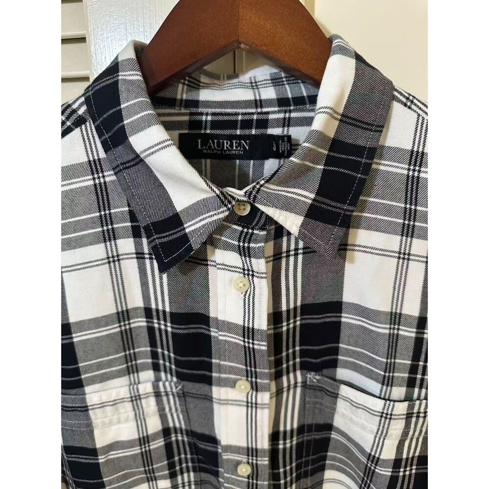 Lauren Ralph Lauren Women's Large Black White Plaid Flannel Button Up Shirt
